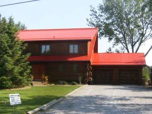 McGuire.825.19175LightcoveAve.Tilbury.Wiseline.BrightRed3.jpg