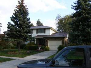 Murphy.299.103GlengarryCr.Chatham.EDCO .Shake .RoyalBrown1.jpg